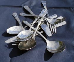 A pile of cutlery