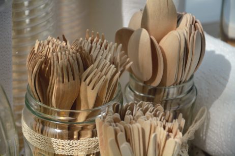 Wooden cutlery